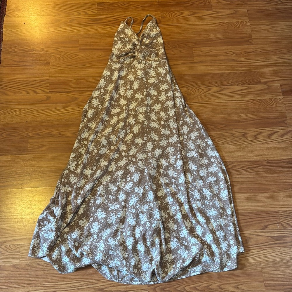 Lulu’s brown & cream floral dress | XS